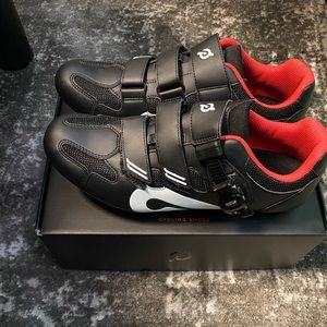 Men’s Peloton clip in cycling shoes